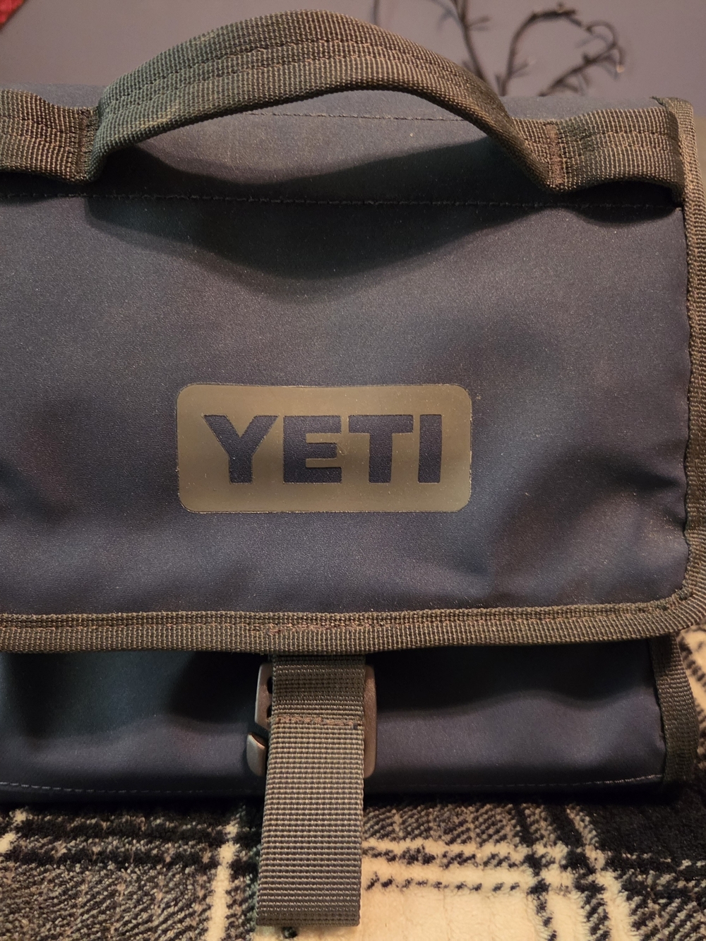 Yeti Dark Blue Daytrip Soft Cooler Tote with Top Handle